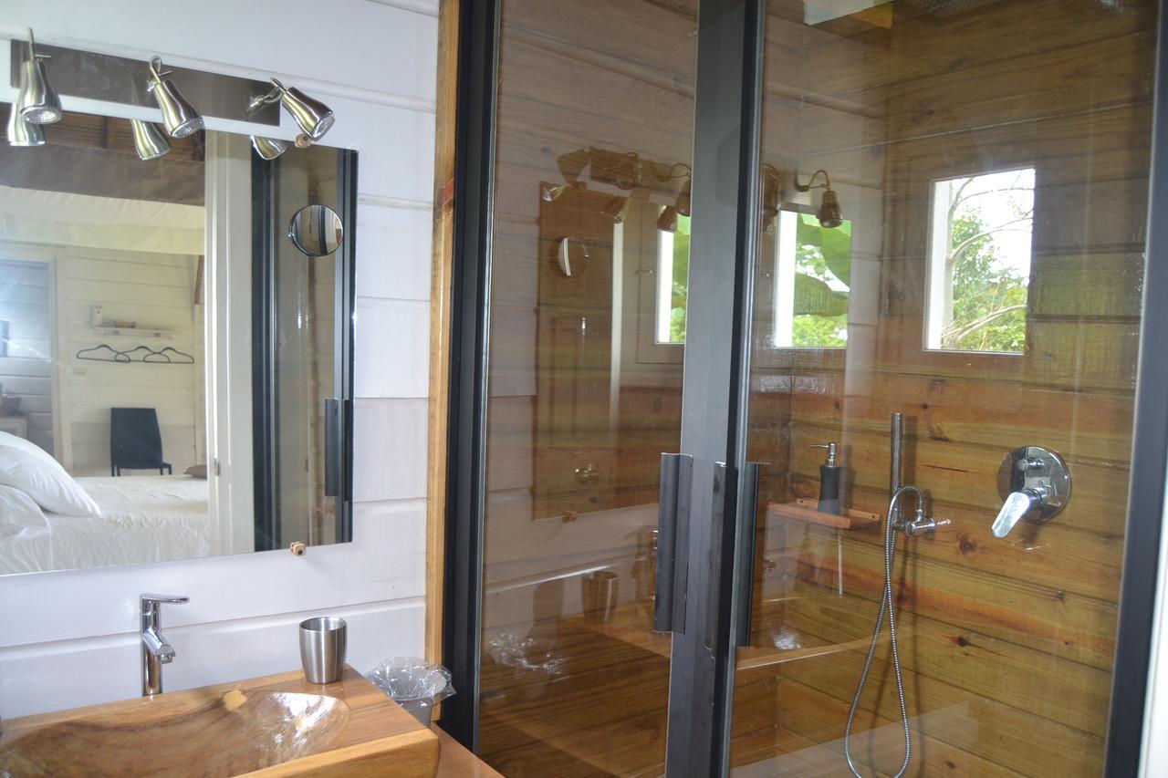 Nathylodge Bocas Town Bagian luar foto