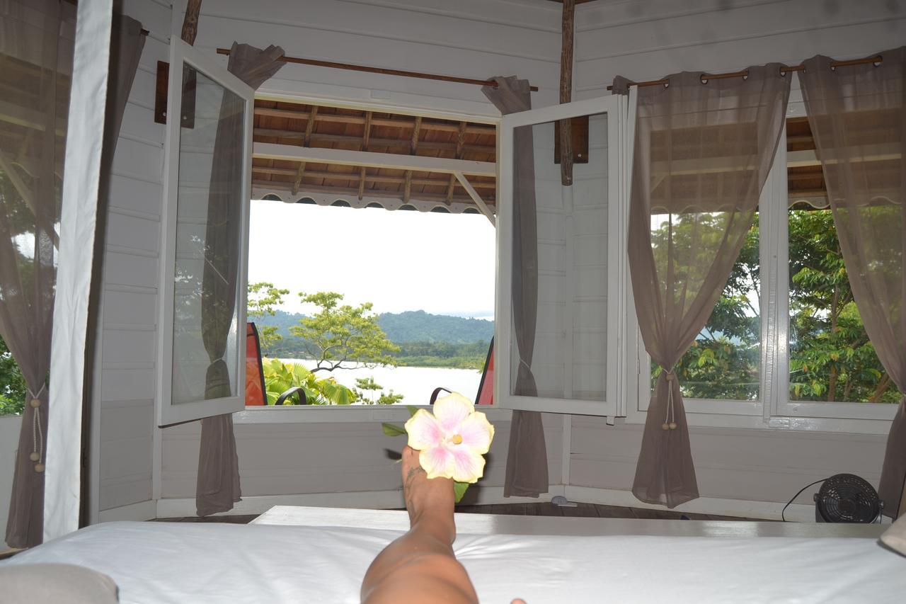 Nathylodge Bocas Town Bagian luar foto
