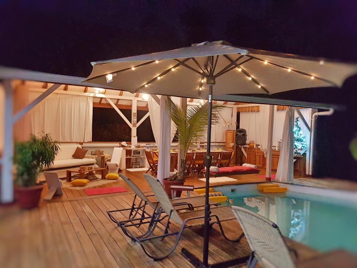 Nathylodge Bocas Town Bagian luar foto